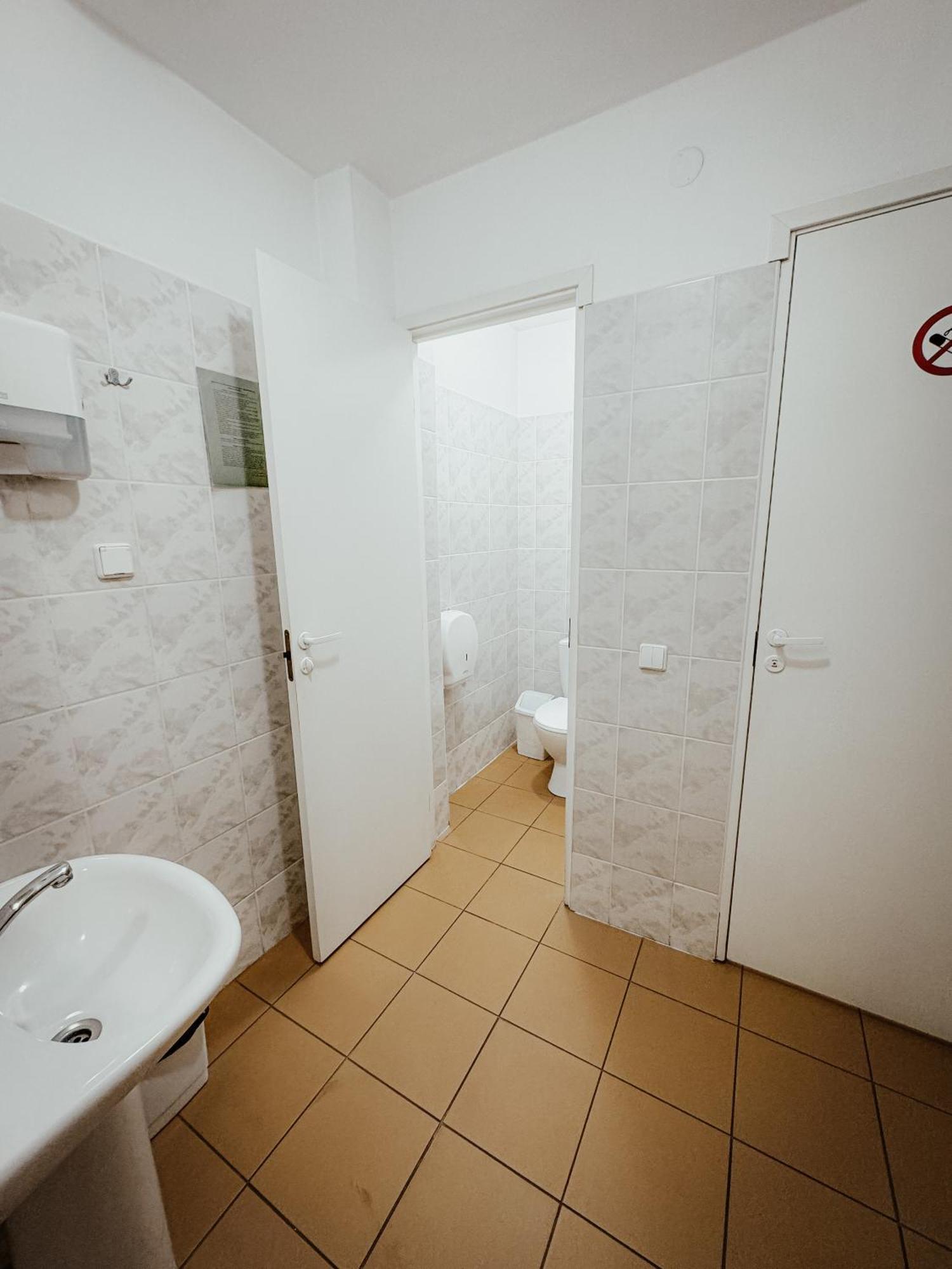 Pervaza Hotell Panevėžys Rom bilde